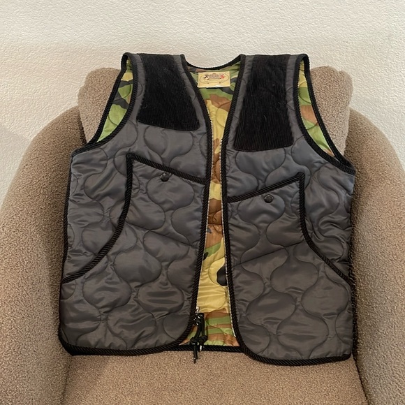 Monitaly Quilted Hunting Vest; size 40; VERY Rare - Picture 1 of 4